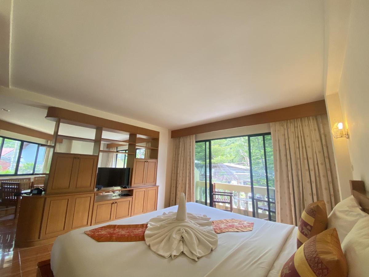Kata View Pensión Phuket Exterior foto
