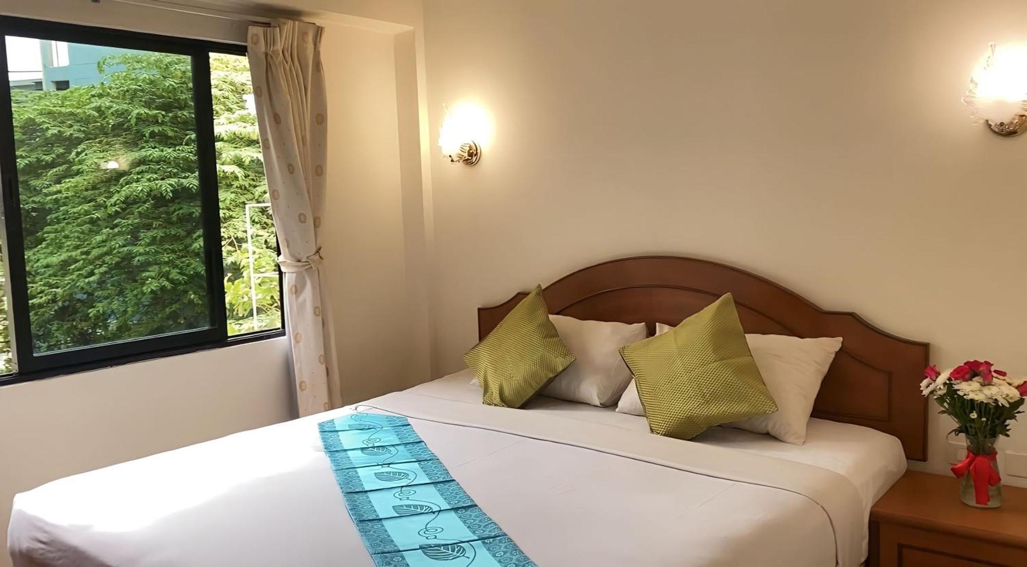 Kata View Pensión Phuket Exterior foto