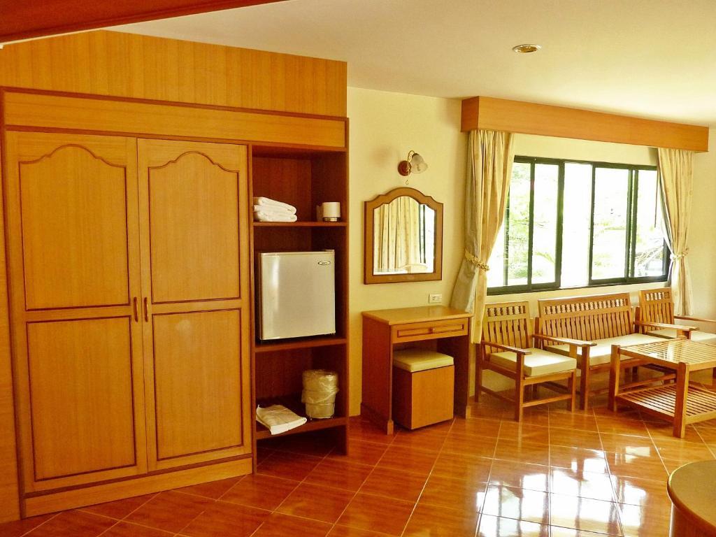 Kata View Pensión Phuket Habitación foto